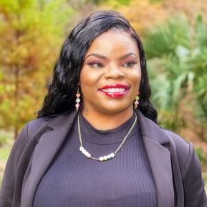 Meet your Posher, Erica